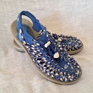 KEEN UNEEK Paracord Blue Hiking Sandals. Women's size 7.5